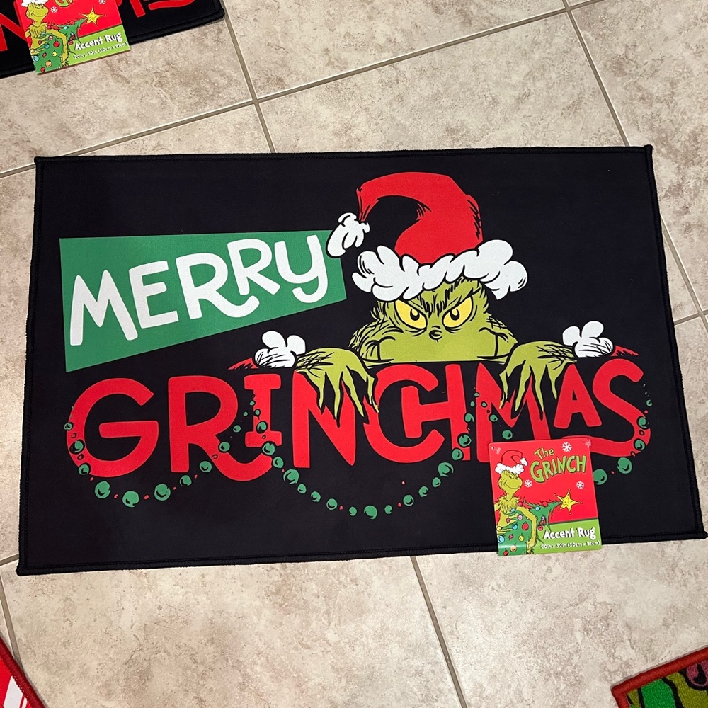 NWT Grinch rug